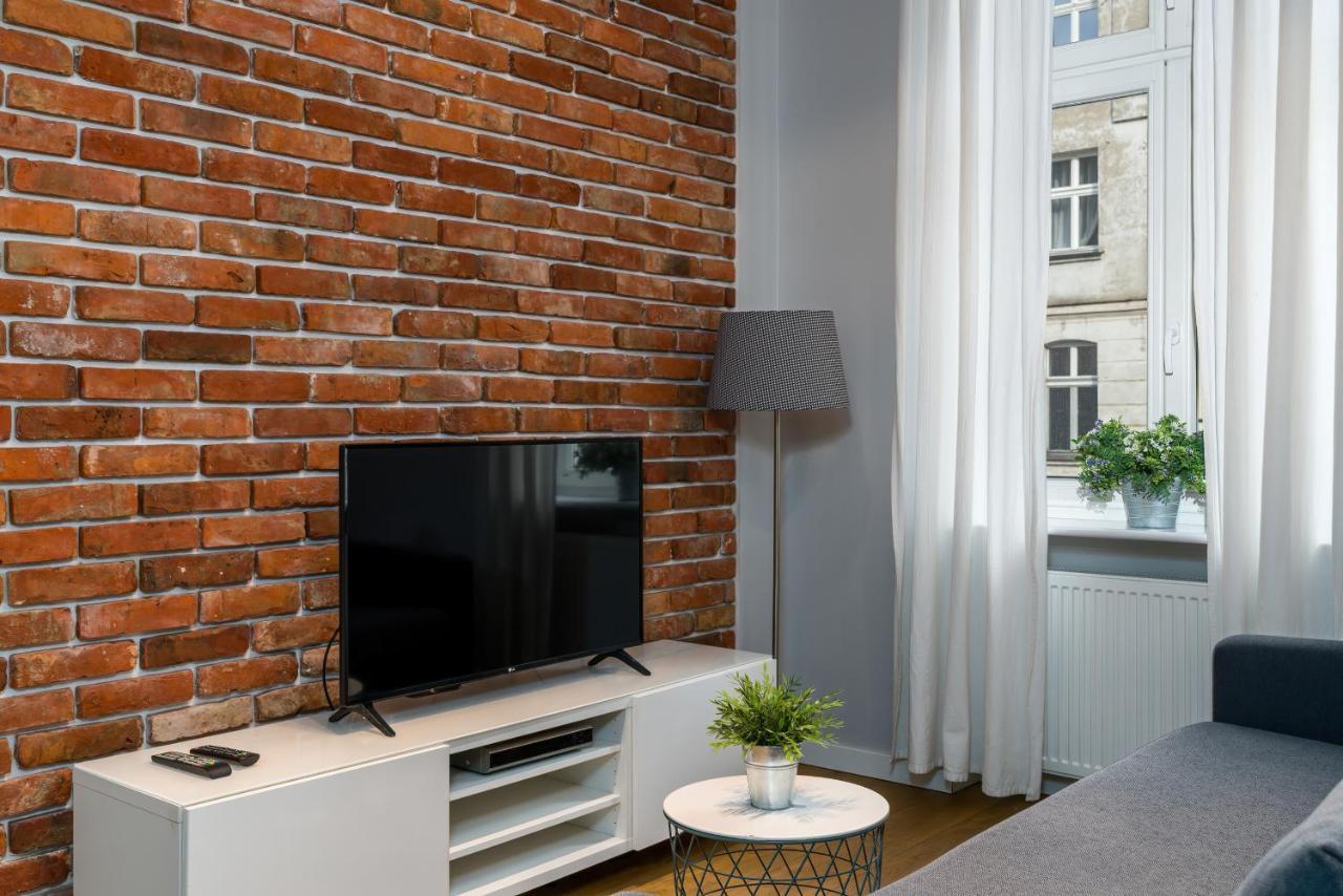 Old Town Apartment Garbary By Noclegi Renters Poznań Buitenkant foto