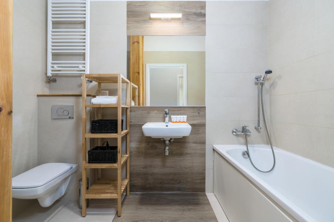 Old Town Apartment Garbary By Noclegi Renters Poznań Buitenkant foto